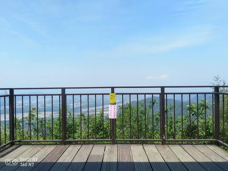 南投 草屯 九九峰