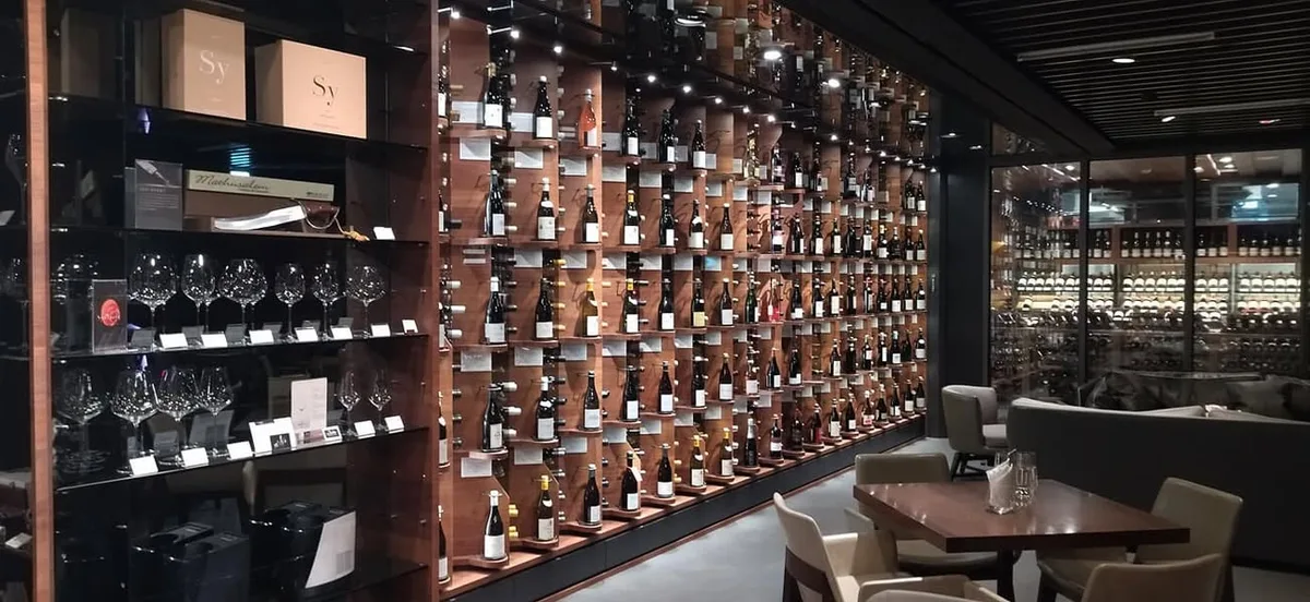 仁愛路 鈞太酒藏 (Sake Collection) — 台北