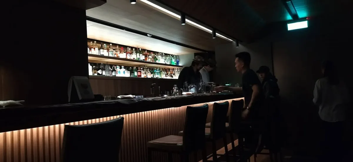 Bar clique