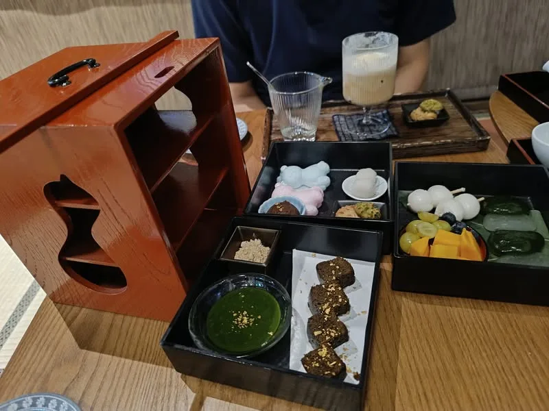 台北 金華街(台北刑務所舊址) 京町山本屋