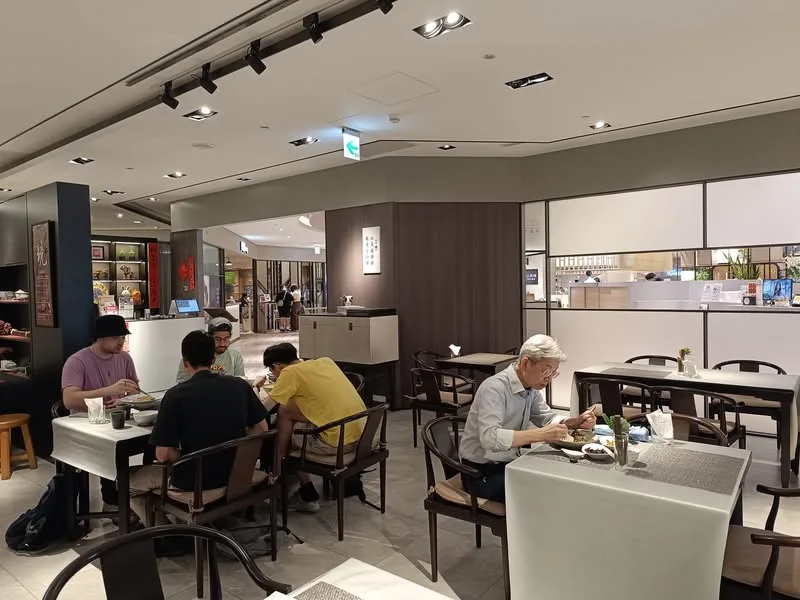 BELLAVITA B2 梅門食踐堂 — 台北