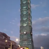 101 & 通化街巷內 亞傑客斯 餐酒館 (ビストロ) — 台北 1