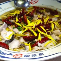 台中 崇德路 叼民 酸菜魚